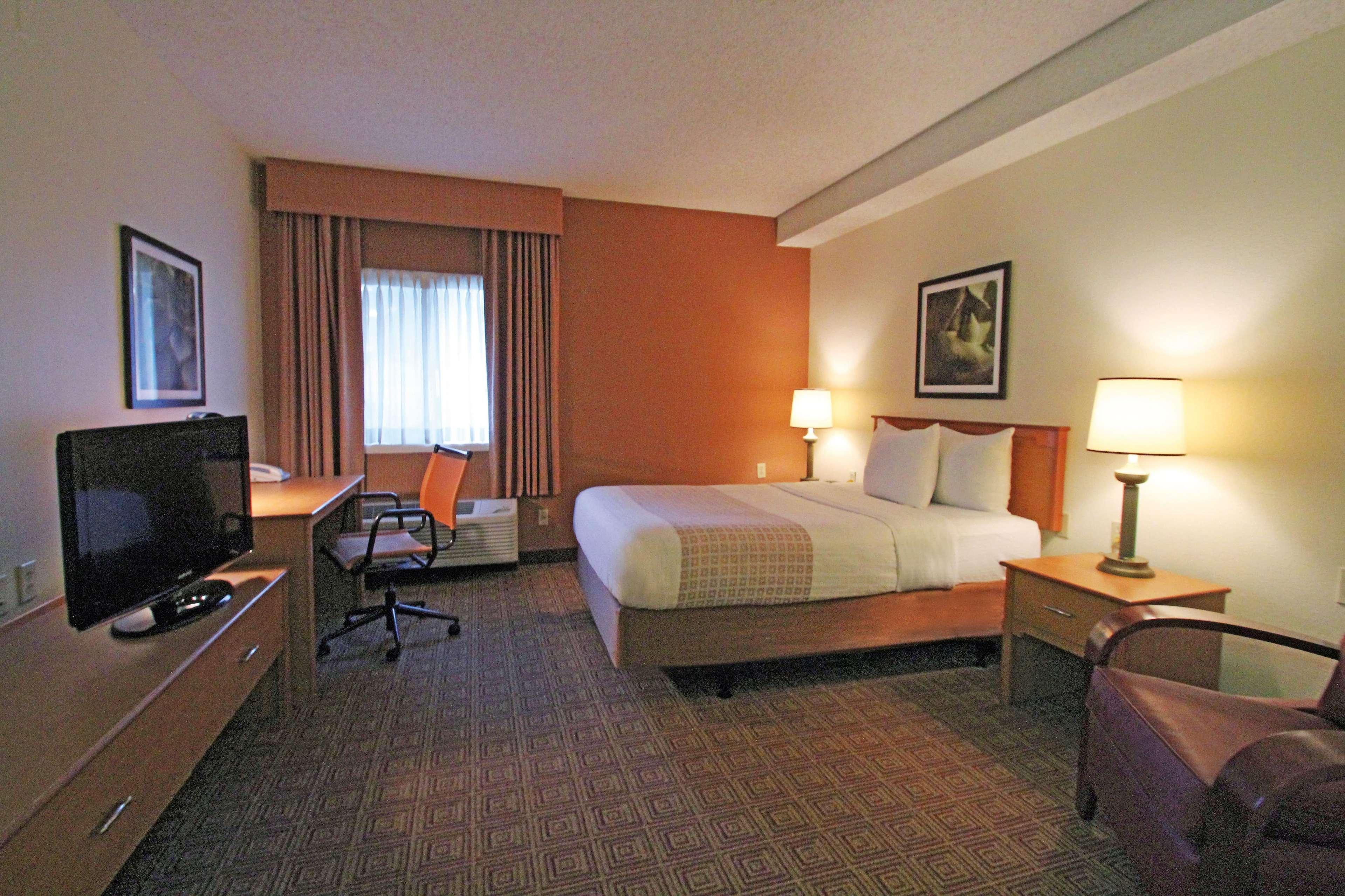 Готель La Quinta By Wyndham Orlando South Williamsburg Екстер'єр фото