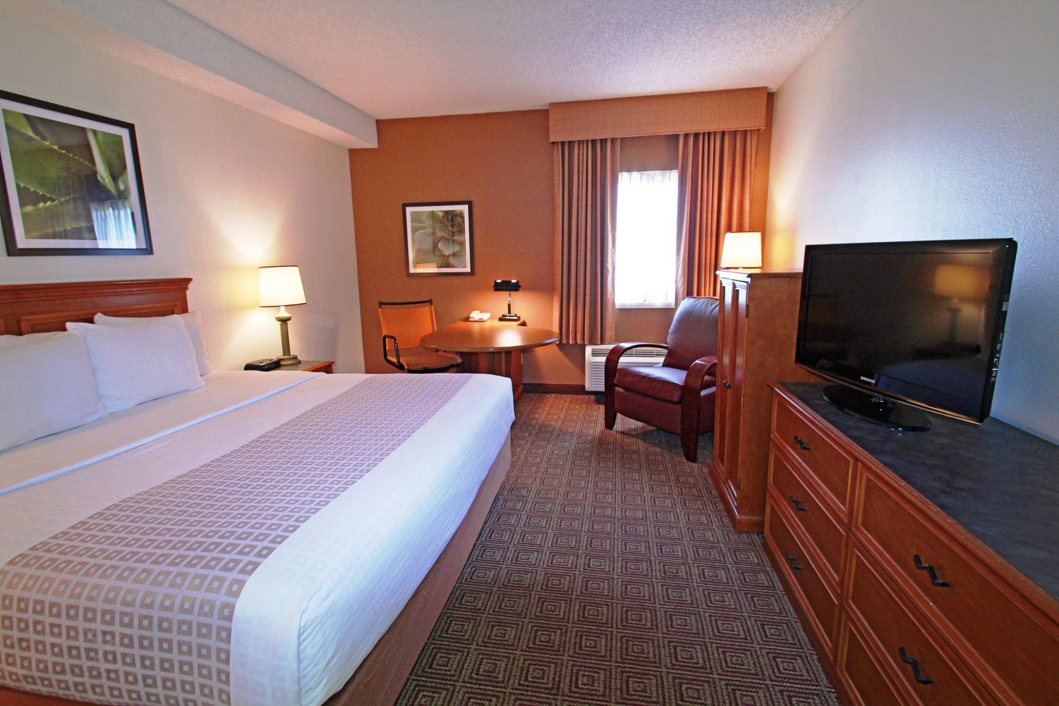 Готель La Quinta By Wyndham Orlando South Williamsburg Екстер'єр фото